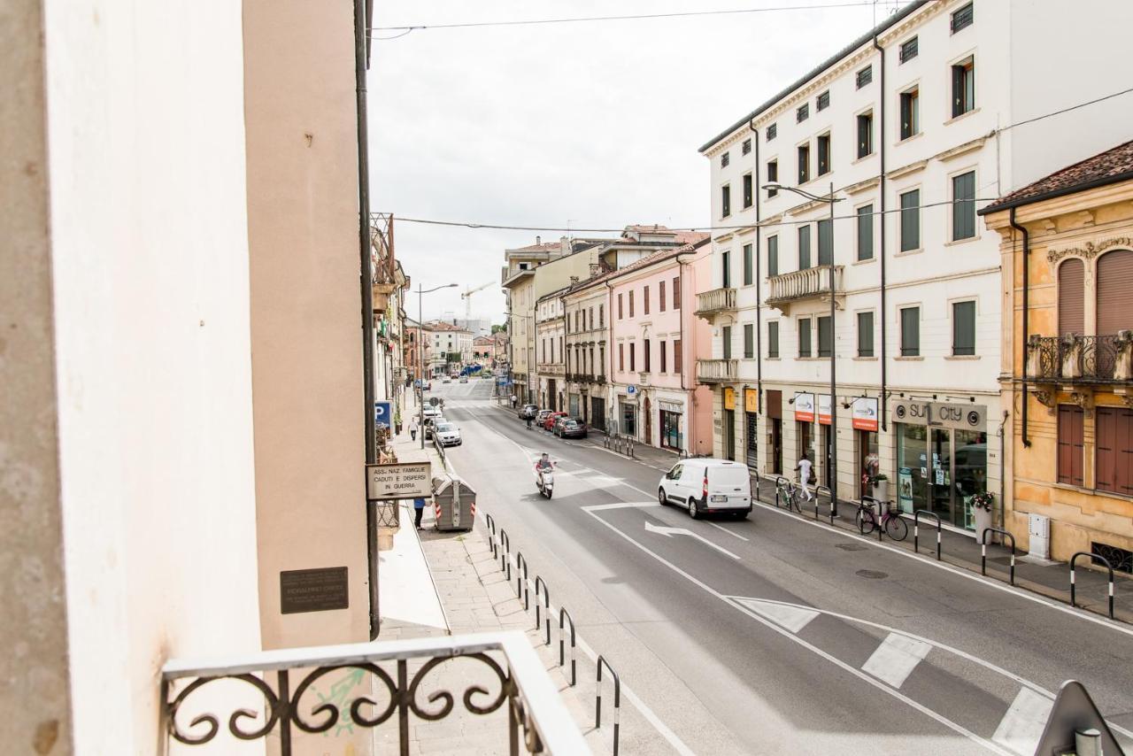 Intero Appartamento Nel Cuore Di Vicenza Exterior photo